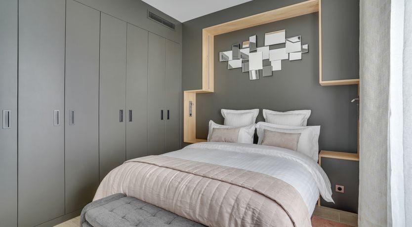 Photo of Louvre Love Song