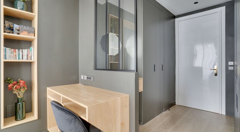 Photo of Louvre Love Song