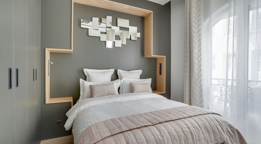 Photo of Louvre Love Song