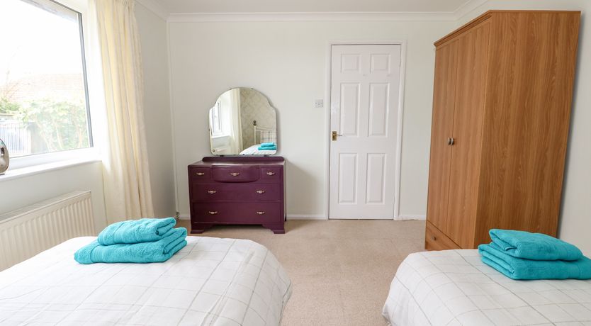 Photo of 2 Fieldview