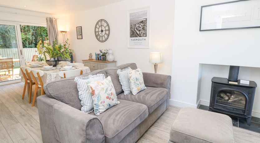 Photo of Whitfield P2