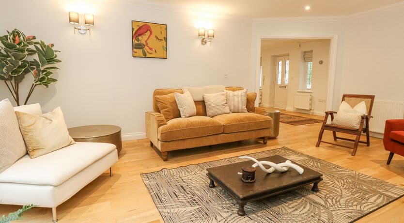 Photo of Sunningdale Rise