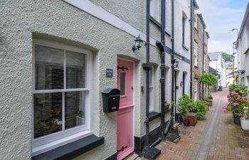 Sea Pinks Holiday Home