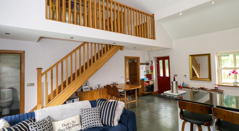 Photo of Canal Cottage