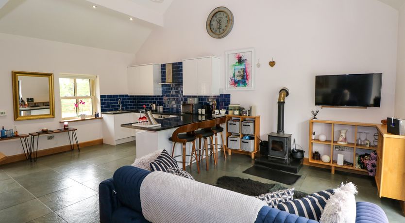 Photo of Canal Cottage