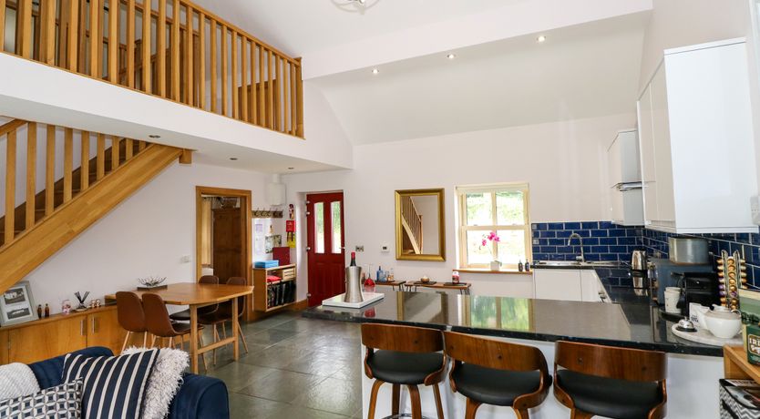 Photo of Canal Cottage