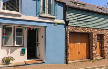 Broadstone Boathouse Holiday Home