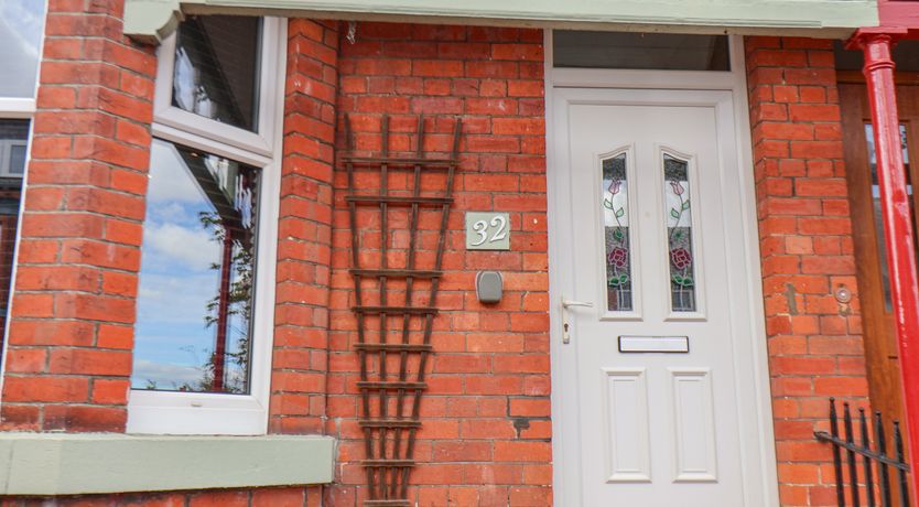 Photo of 32 Ashville Avenue