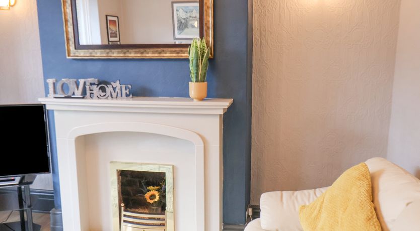 Photo of 32 Ashville Avenue