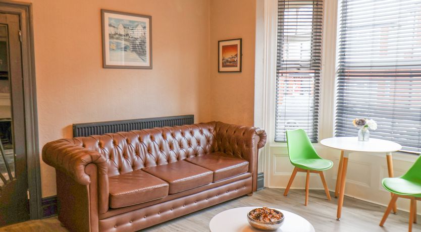 Photo of 32 Ashville Avenue