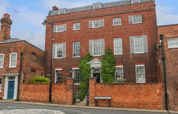 Hadleigh House Holiday Home