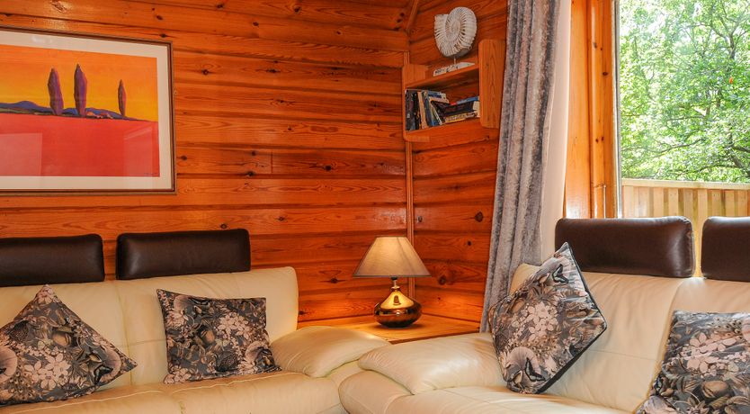 Photo of Lodge 32 - Cowslip