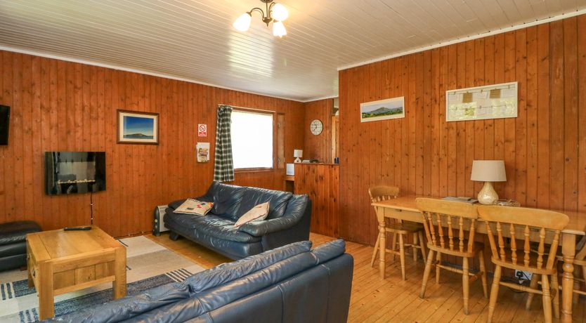 Photo of Lodge 6 - "Alder"