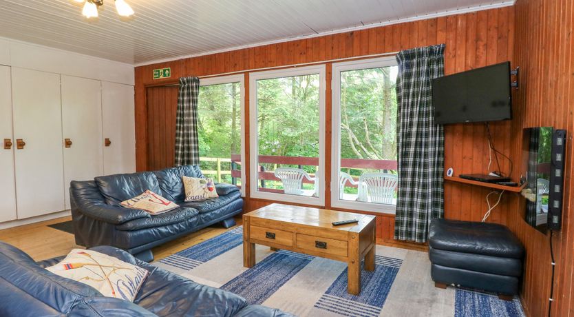 Photo of Lodge 6 - "Alder"