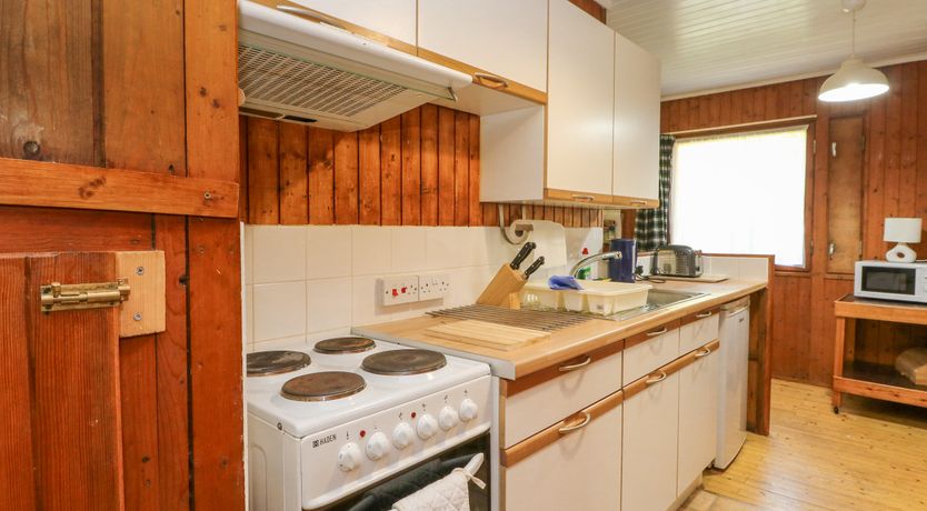 Photo of Lodge 6 - "Alder"