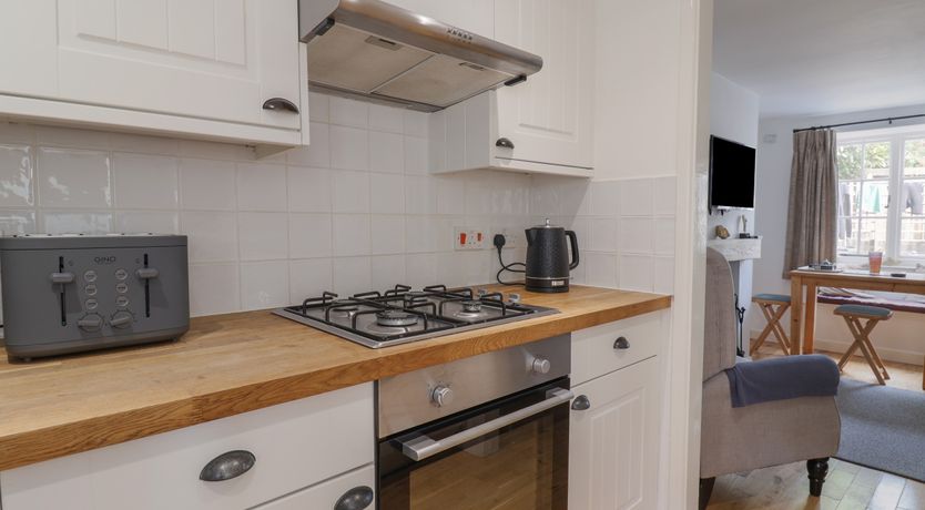 Photo of Old Ropemakers Cottage