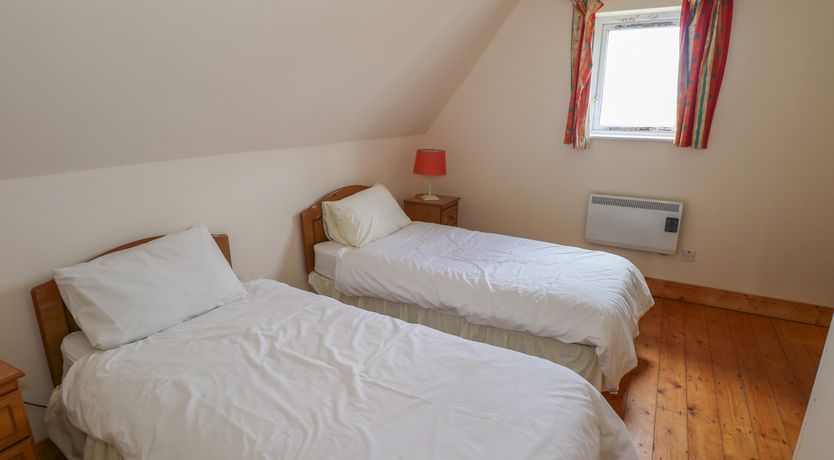 Photo of No.3 Beach Cottages