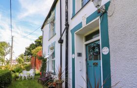 Photo of foxglove-cottage