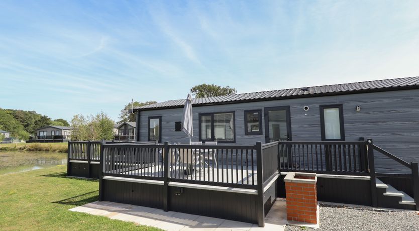 Photo of Sunset Lodge