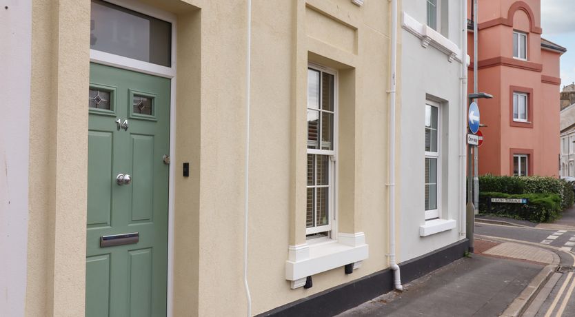 Photo of 1 Sea Otter House