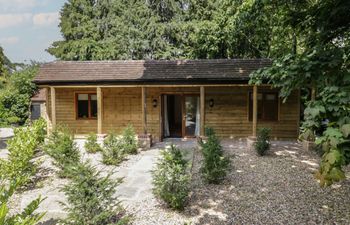 Yew Tree Cottage Holiday Home