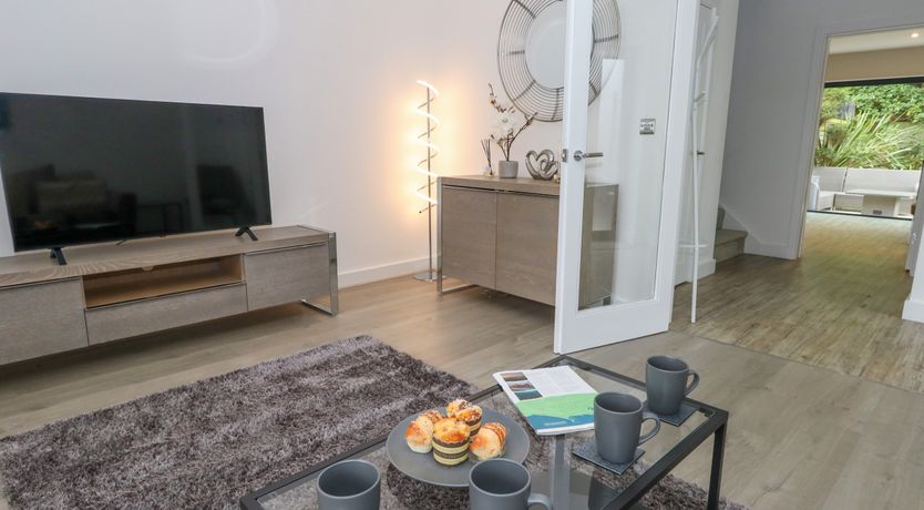 Photo of 66A Danecourt Road