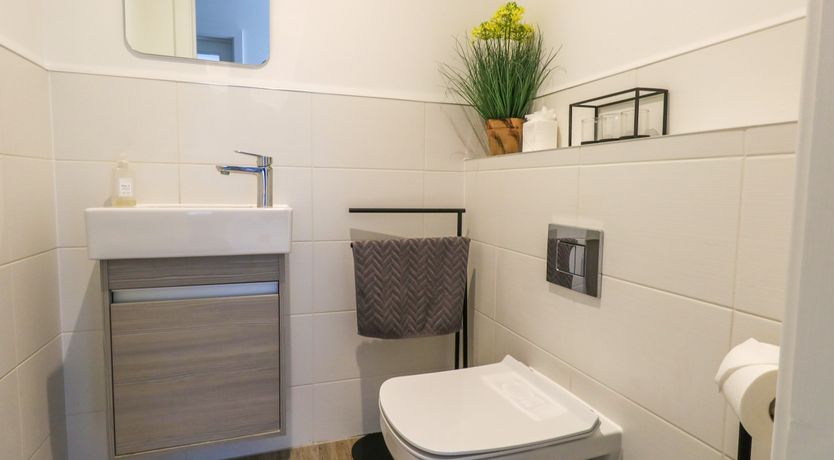 Photo of 66A Danecourt Road