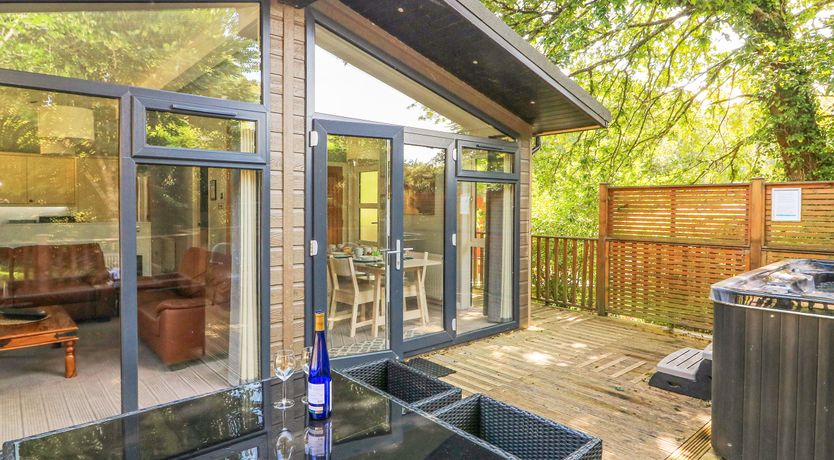 Photo of Woodland View 7 - Oak Cabin