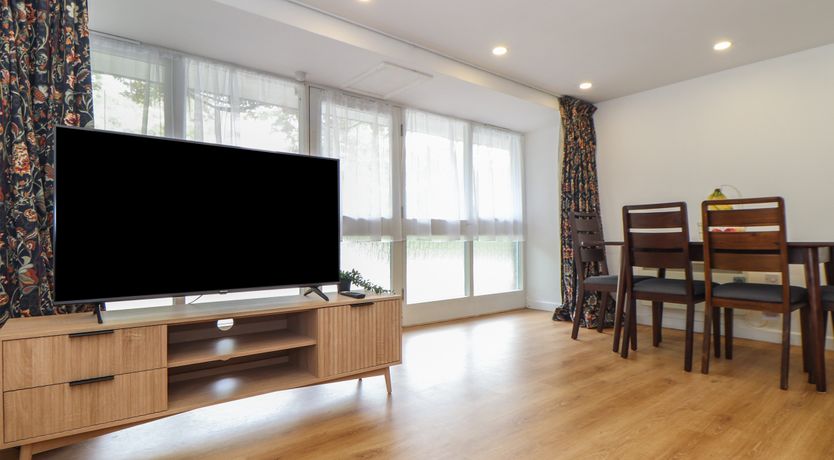 Photo of Robins Nest