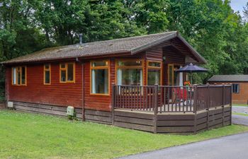 Deer Park Lodge 8 - Fawn Lodge Holiday Home