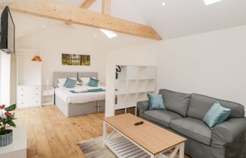 2 Welford Barns Holiday Home