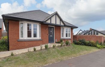 Bungalow - No. 37 Holiday Home