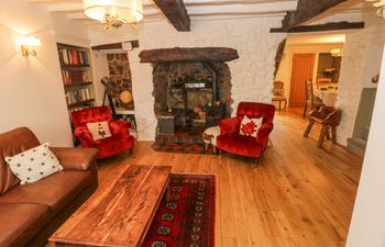 Inglenook Cottage Holiday Home