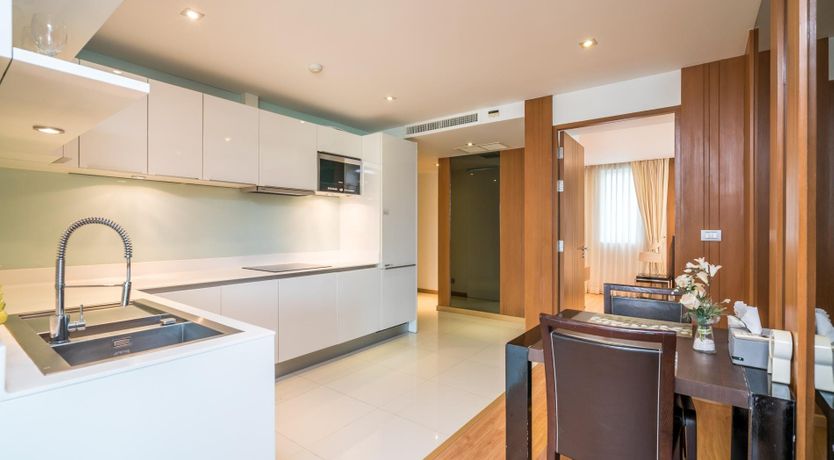 Photo of Waves or Bubbles?