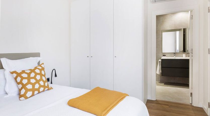 Photo of Orchird & Teak