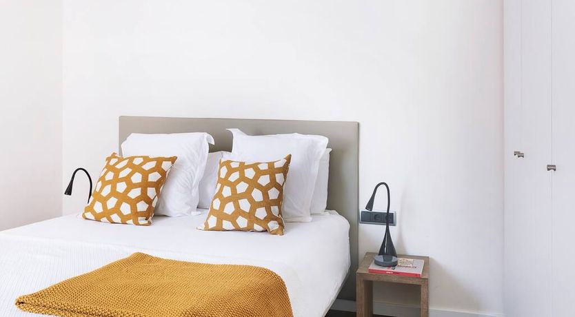 Photo of Orchird & Teak