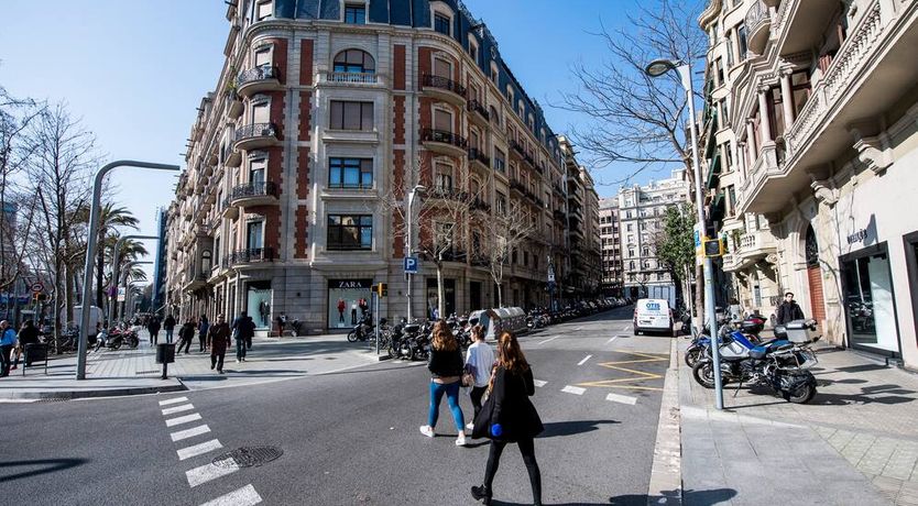 Photo of Orchird & Teak