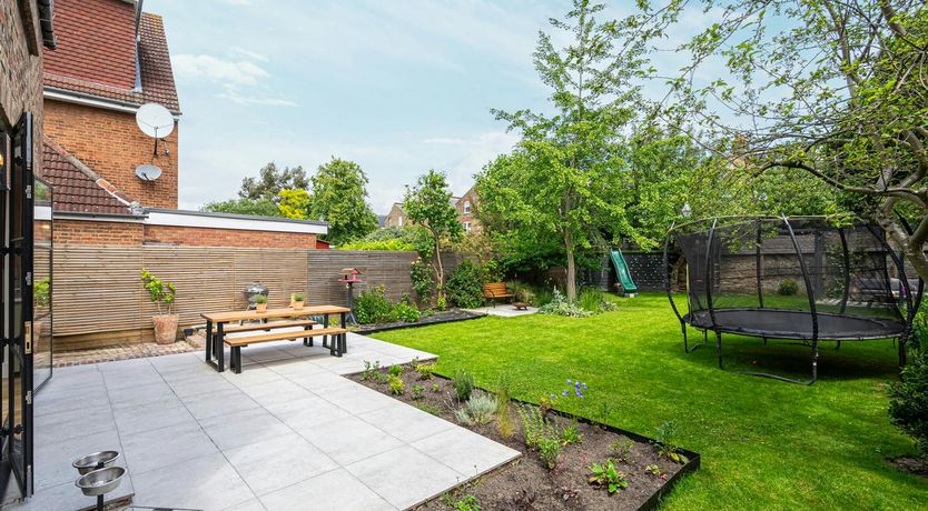 Photo of London Dream