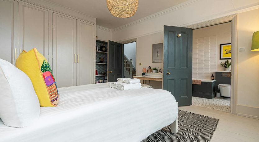 Photo of London Dream