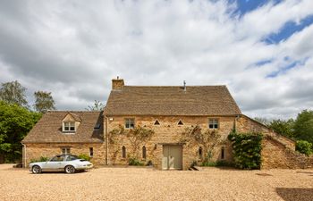 Rambler's Barn Holiday Home