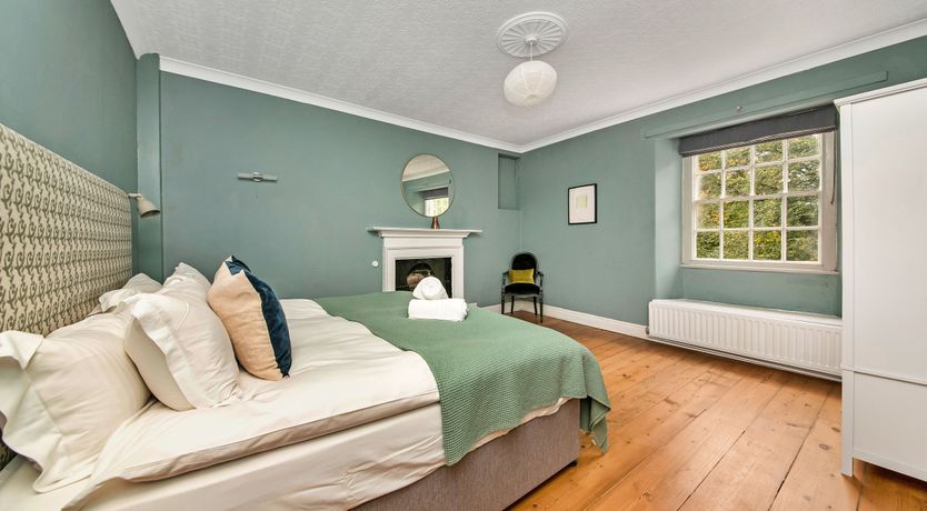 Photo of The Great Oak