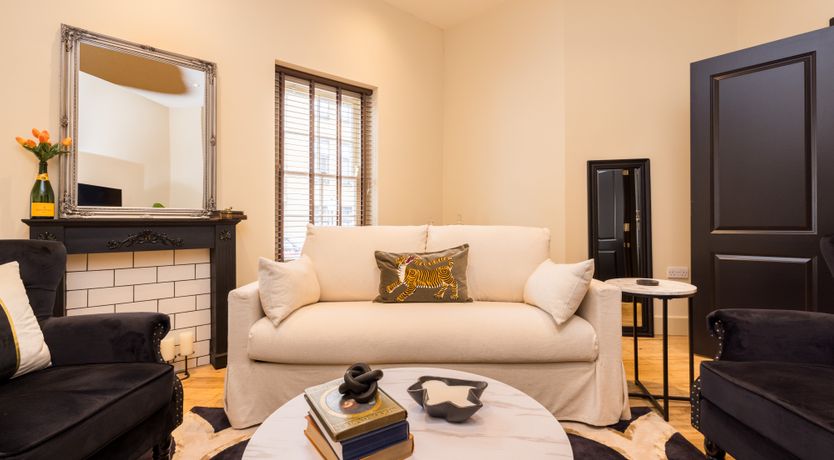 Photo of London Muse