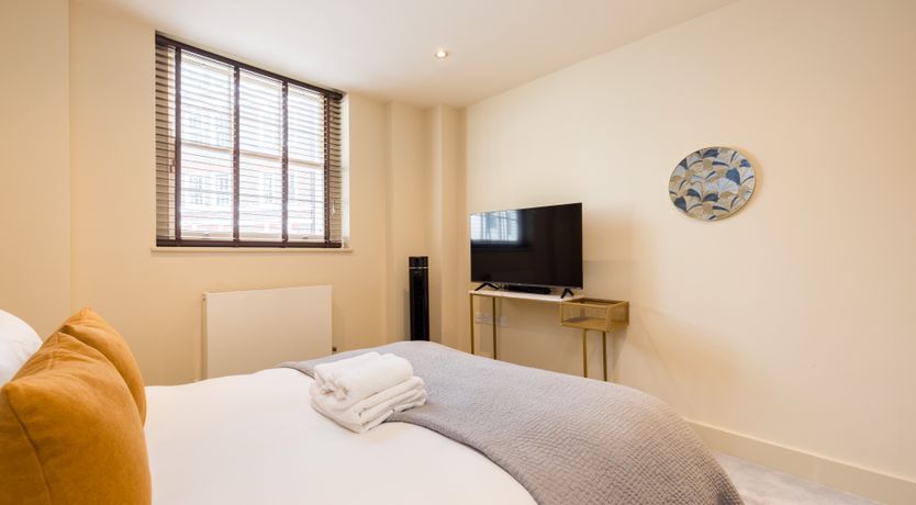 Photo of London Muse