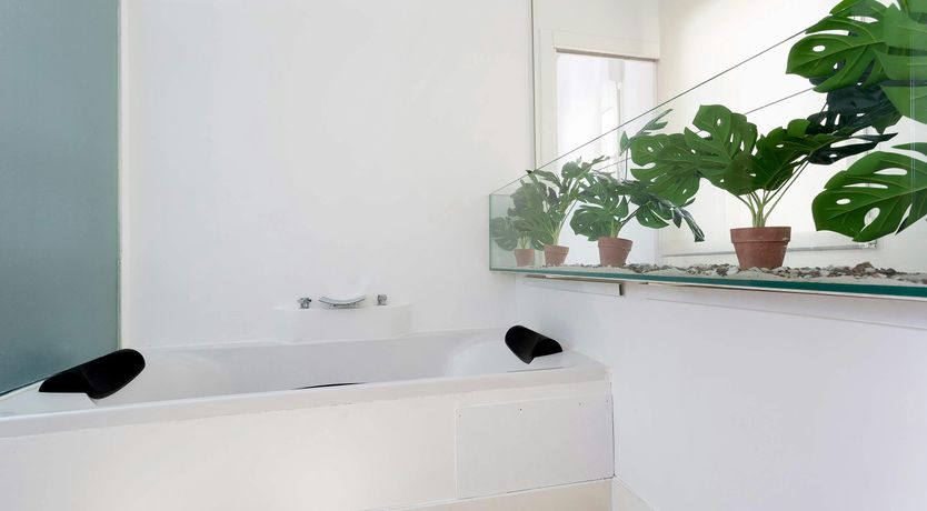 Photo of Madrid Glow