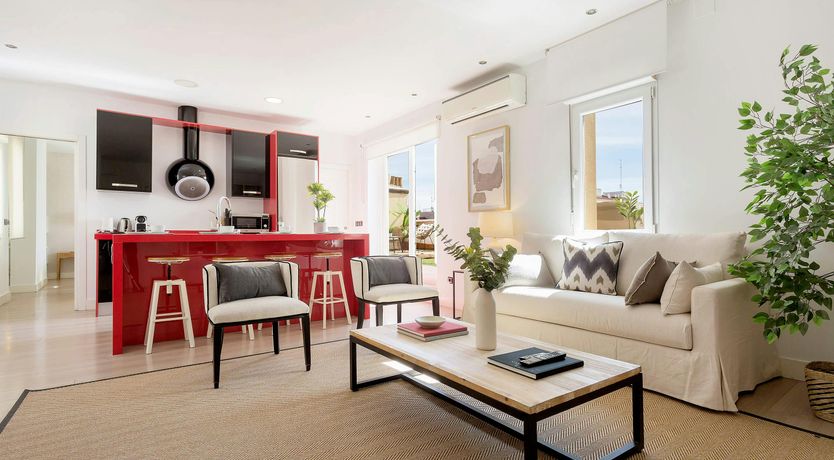 Photo of Madrid Glow