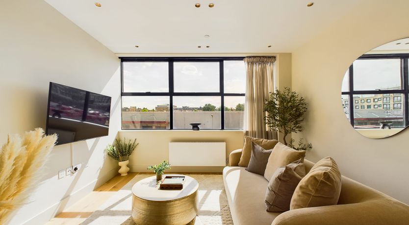 Photo of Light of the Moment