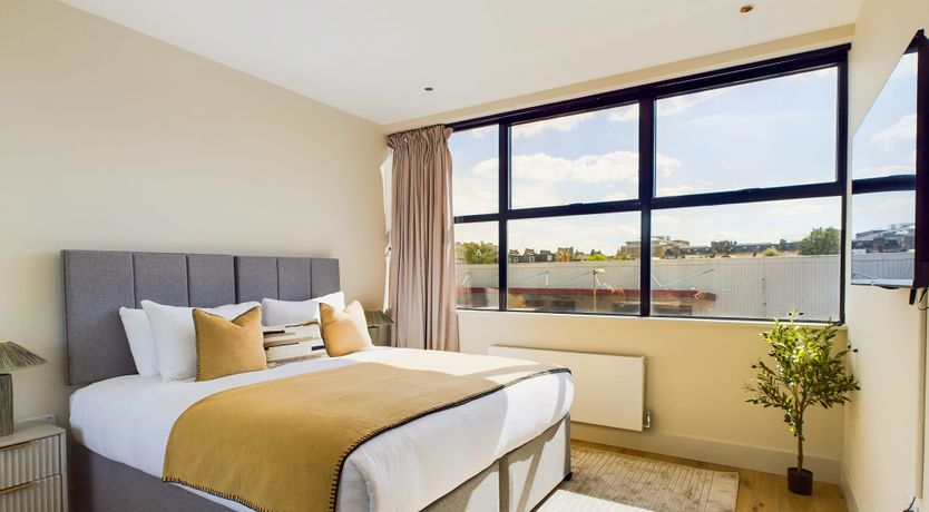 Photo of Light of the Moment