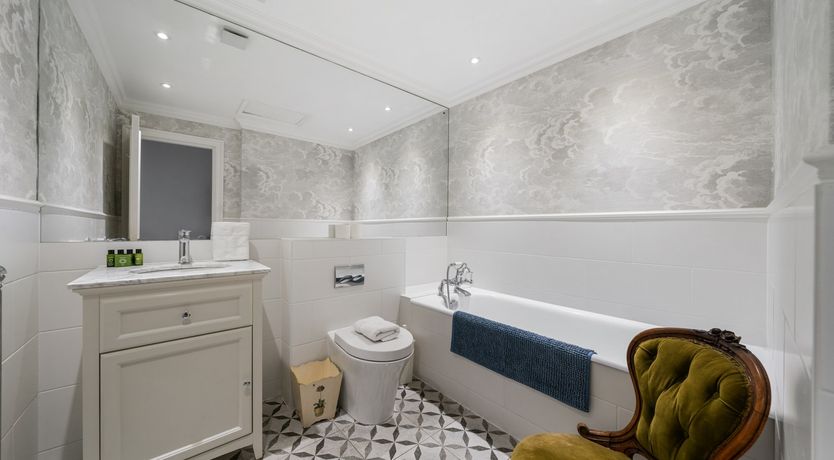 Photo of Kensington Keen