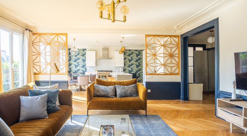 Photo of Paris Magenta