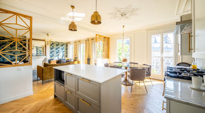 Photo of Paris Magenta